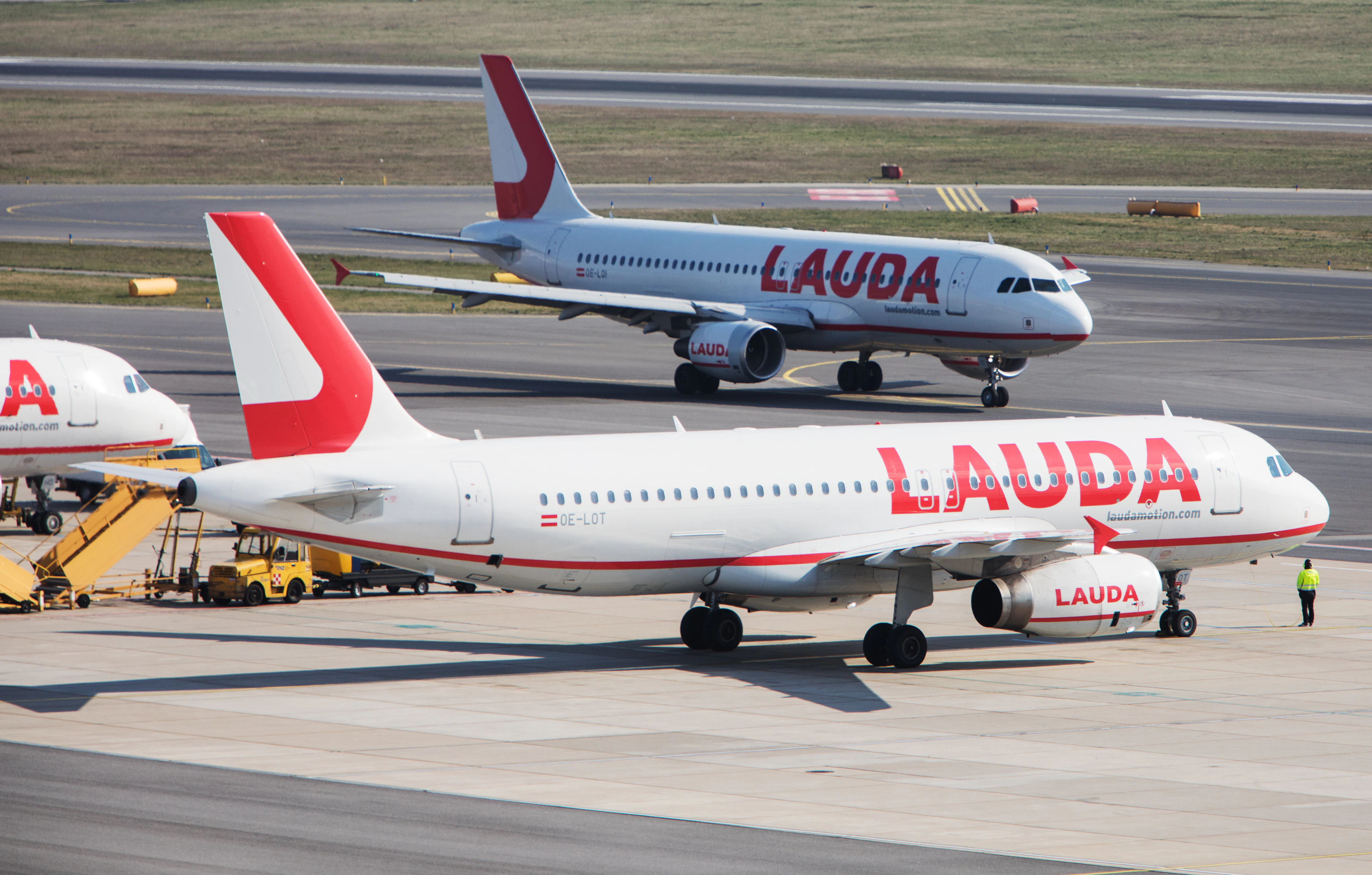 Laudamotion