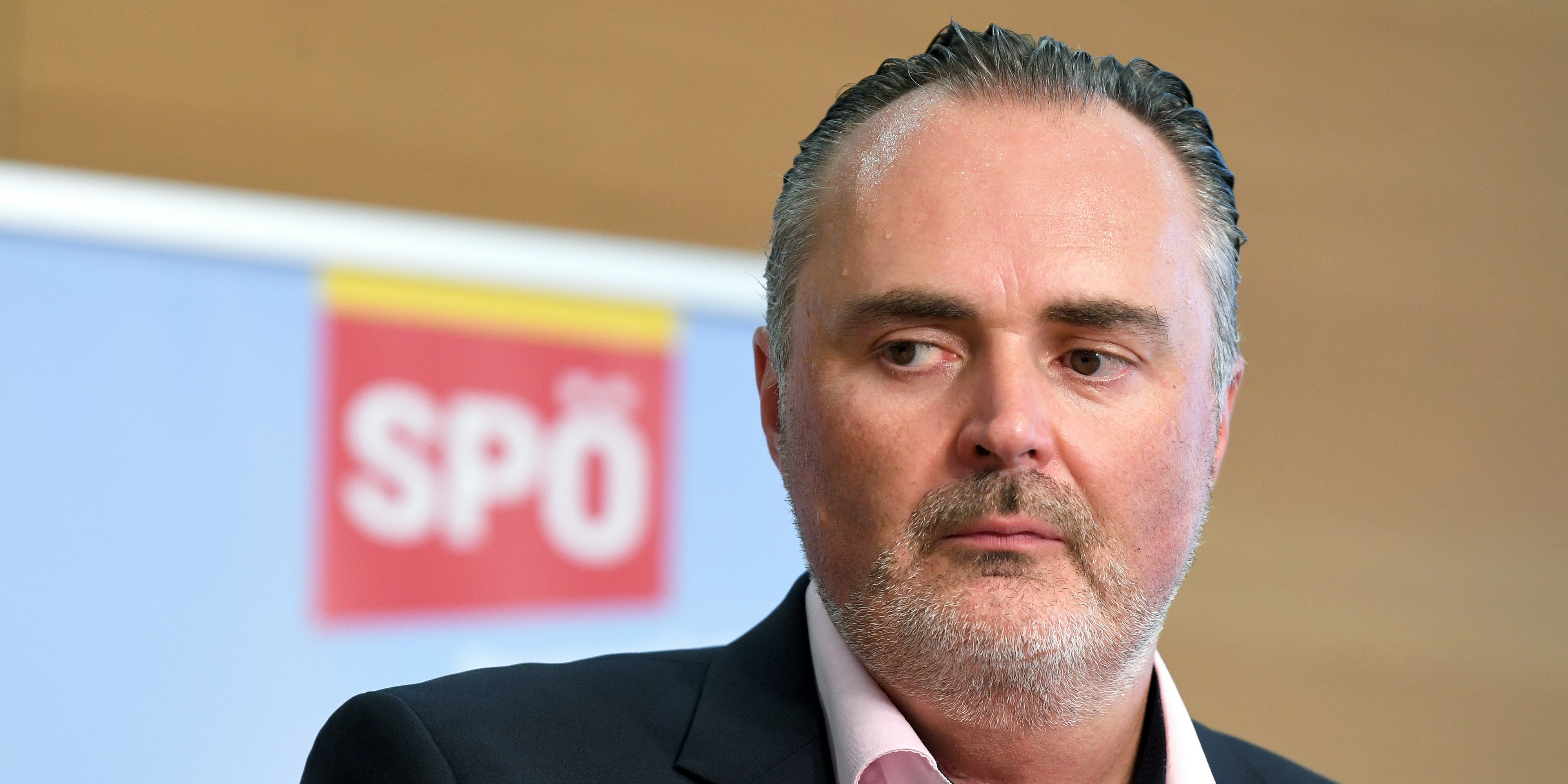 Doskozil stellt sich gegen Rendi-Wagner. 