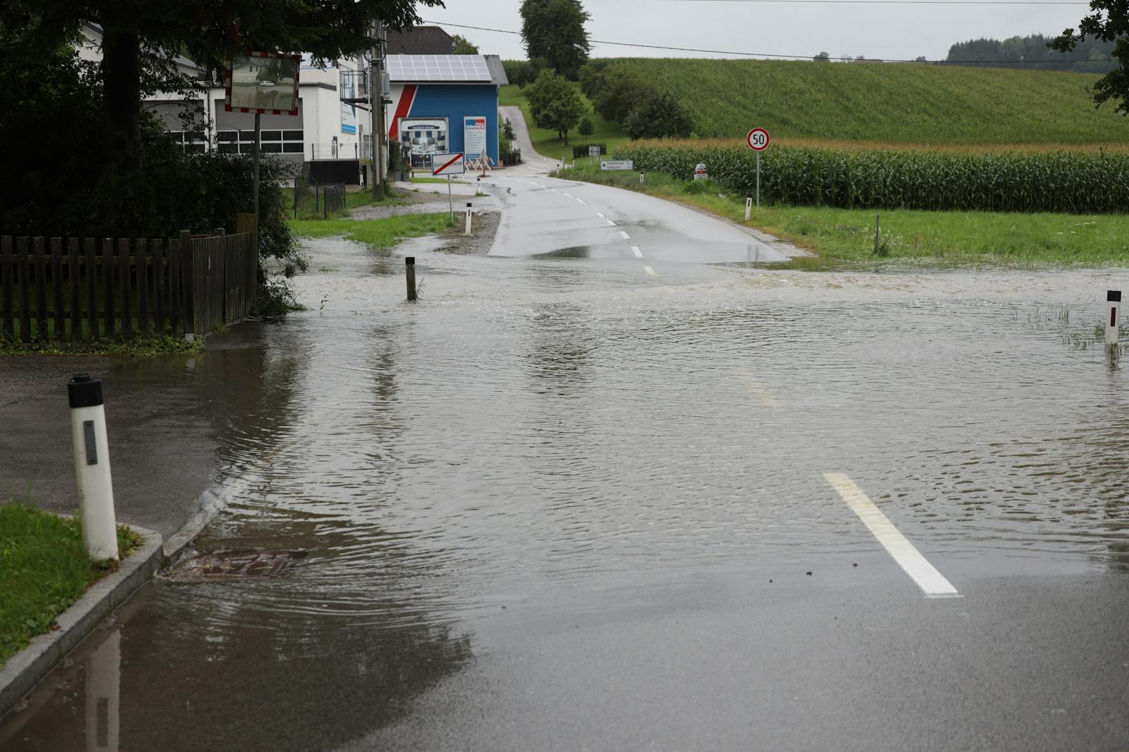 Überschwemmungen auch in Pichl bei Wels.