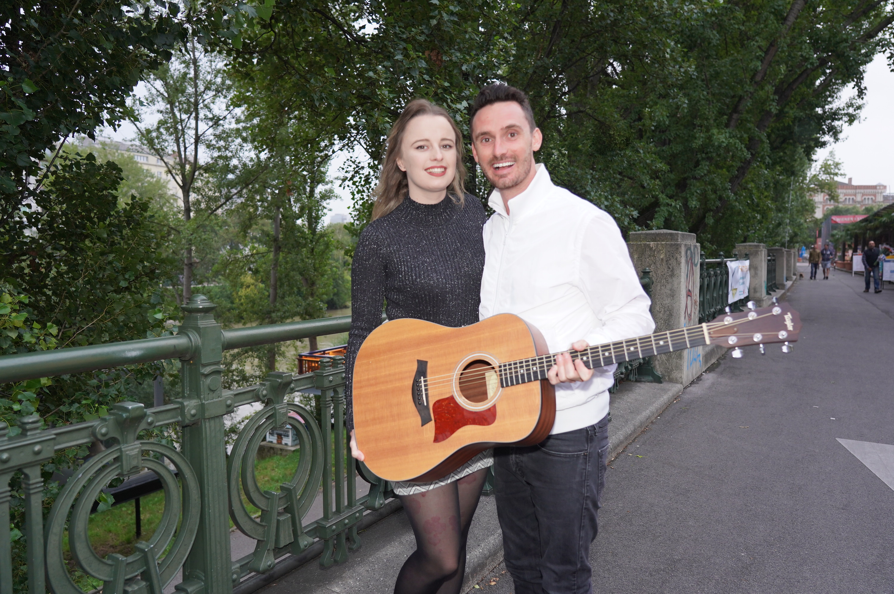James Cottriall und seine neue Freundin Jessi