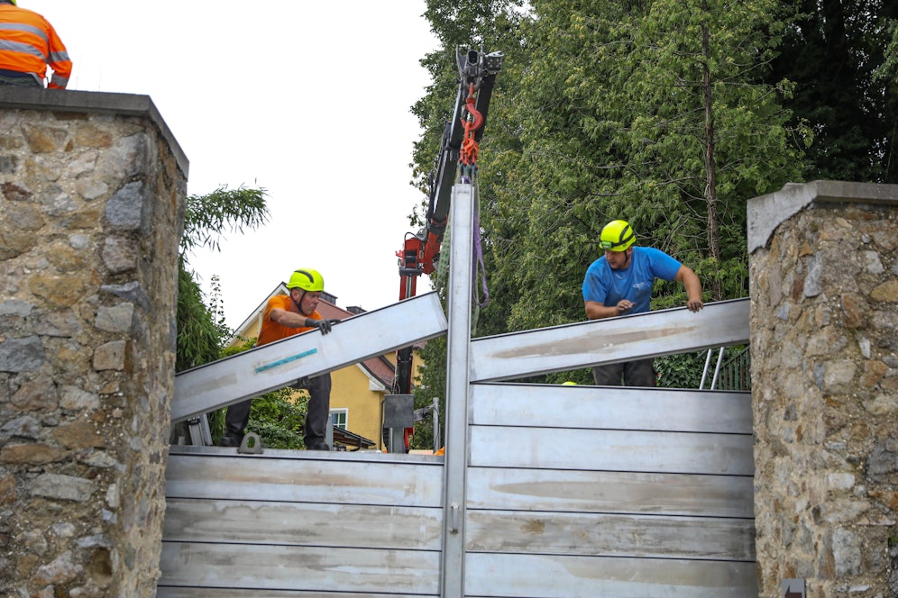 Auch in Schärding bereitet man sich aufs Hochwasser vor.