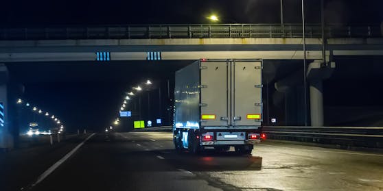Der Bursch fuhr auch weitere Strecken mit dem Laster.