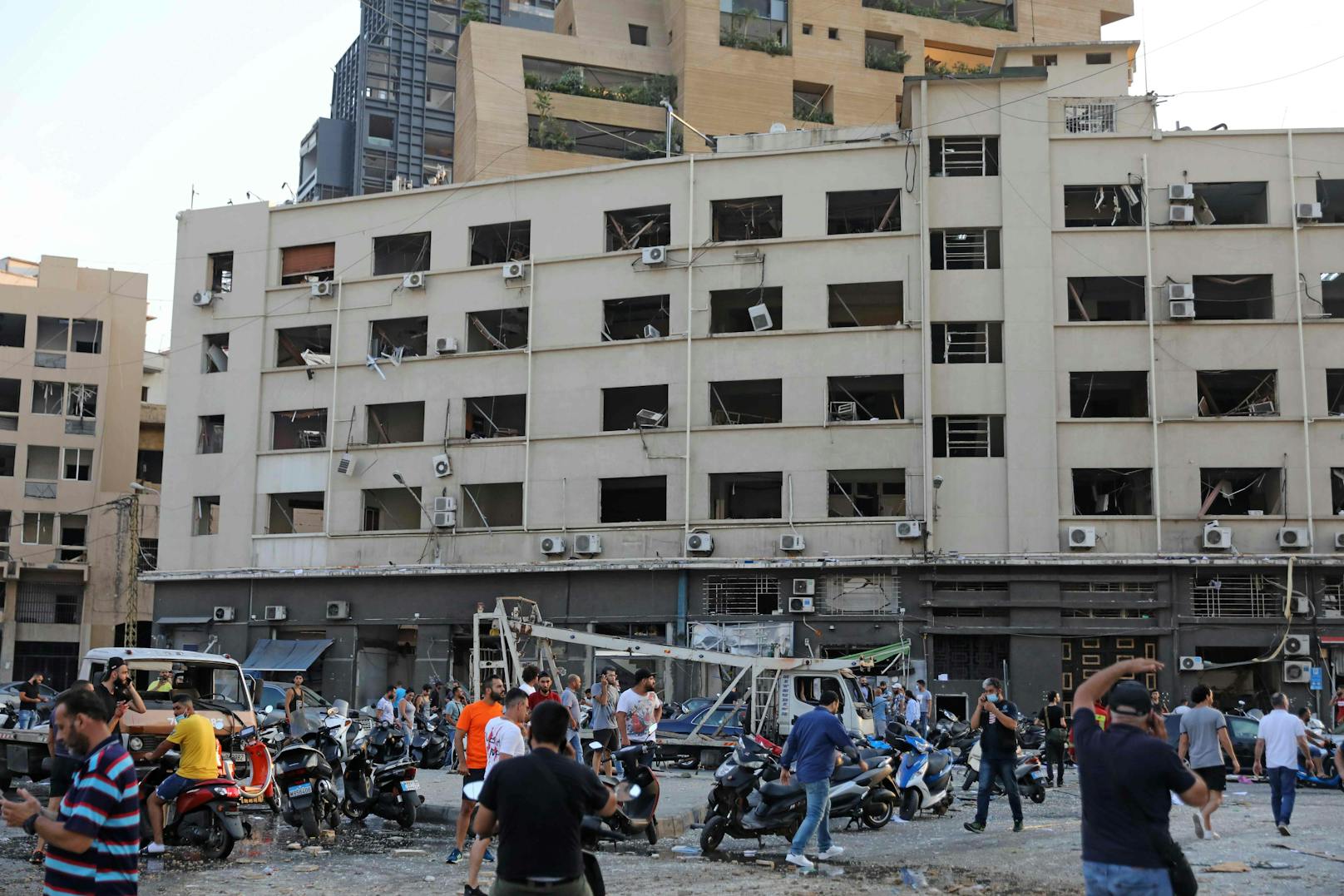 Bilder aus Beirut nach einer riesigen Explosion am Hafen (4. August 2020)