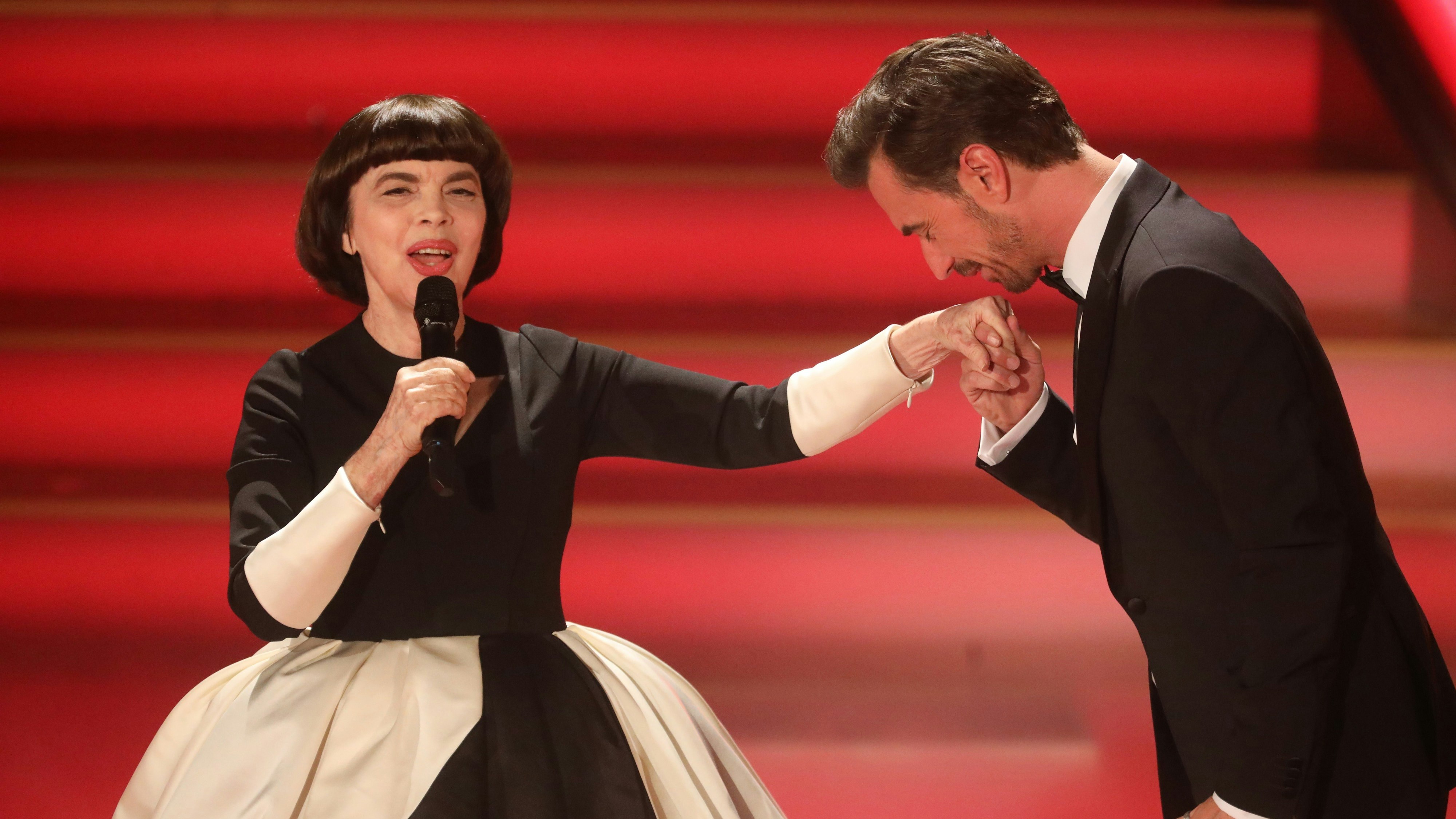 Moderator <strong>Florian Silbereisen</strong> und die Show-Legende <strong>Mireille Mathieu</strong> sind seit Jahren eng befreundet, waren auch schon gemeinsam am Münchner Oktoberfest