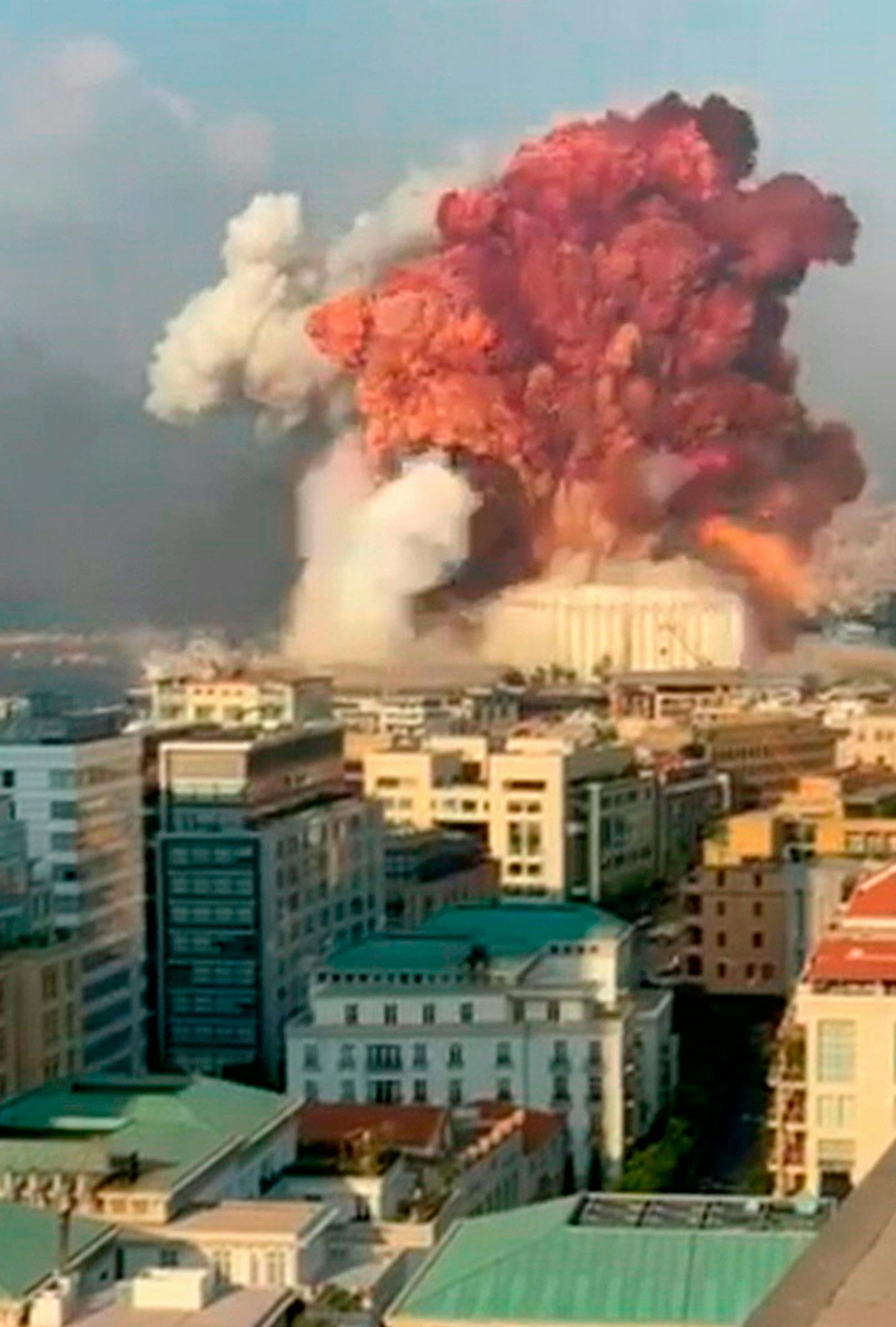 Eine gewaltige Explosion im Hafen von Beirut richtete weitreichende Zerstörung an. (4. August 2020)