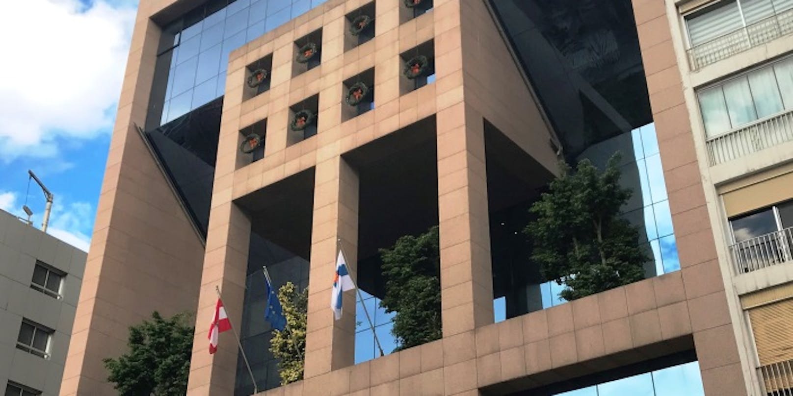 Die Österreichische Botschaft in Beirut wurde bei der Explosion schwer beschädigt