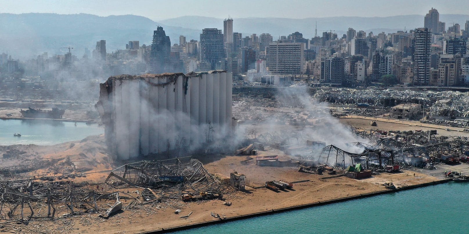Im Hafen der&nbsp;libanesischen Hauptstadt Beirut hat sich eine starke Explosion ereignet.
