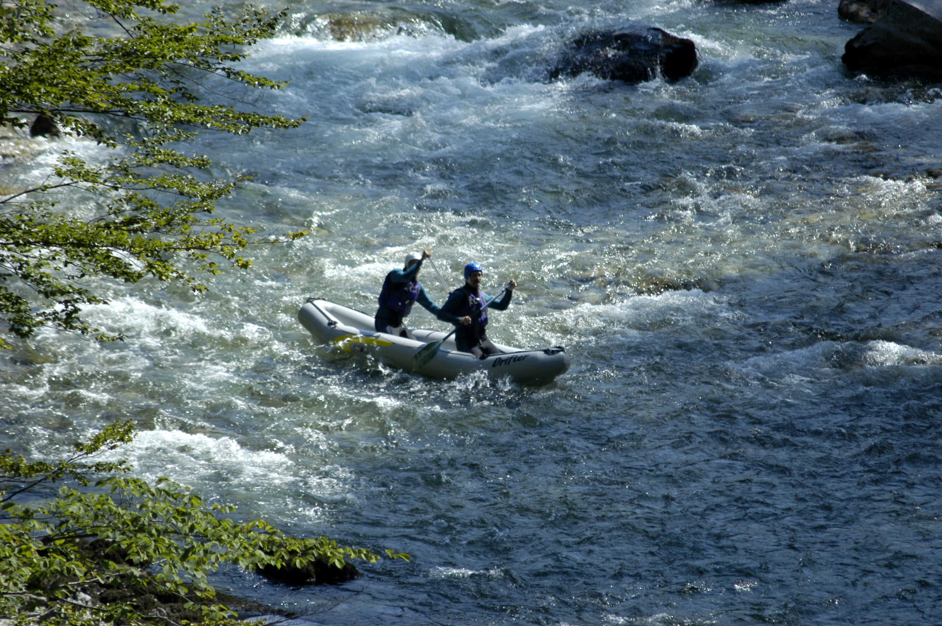 Auf der Salzach kam es zu einem Rafting-Unfall. (Symbolbild)