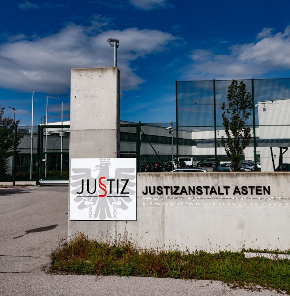 Der Beschuldigte war aus der Justizanstalt in Asten geflohen.