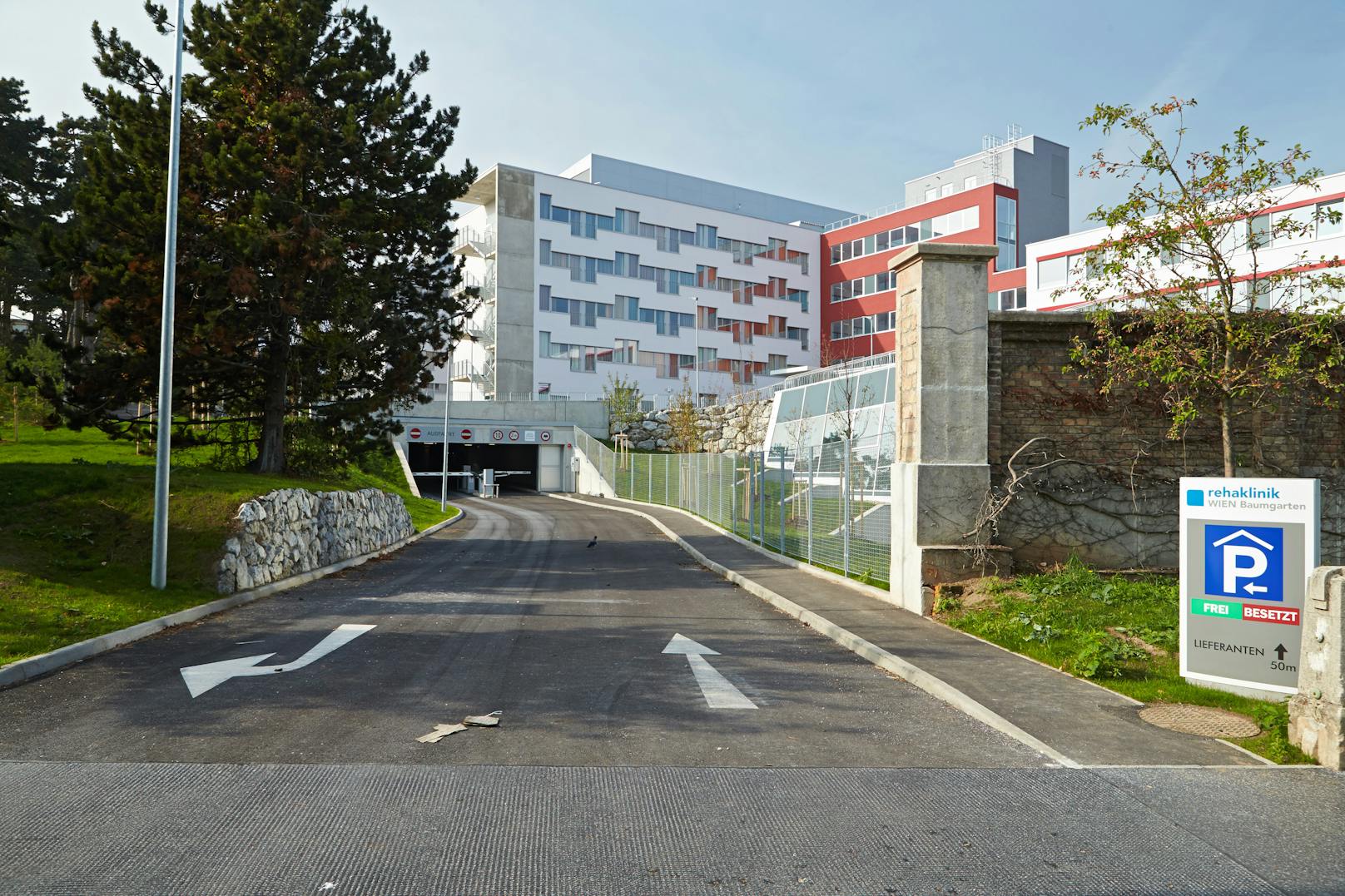 Ansicht der Klinik Penzing, vormals Otto-Wagner-Spital. (Archivbild, 2013)