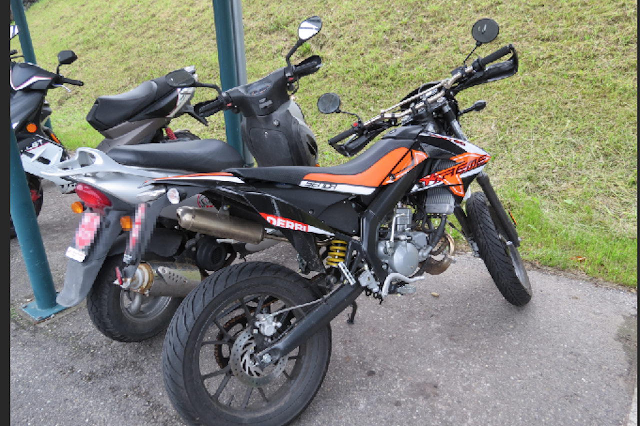 Heute.at - Moped hatte kein Licht, ging aber 101 km/h