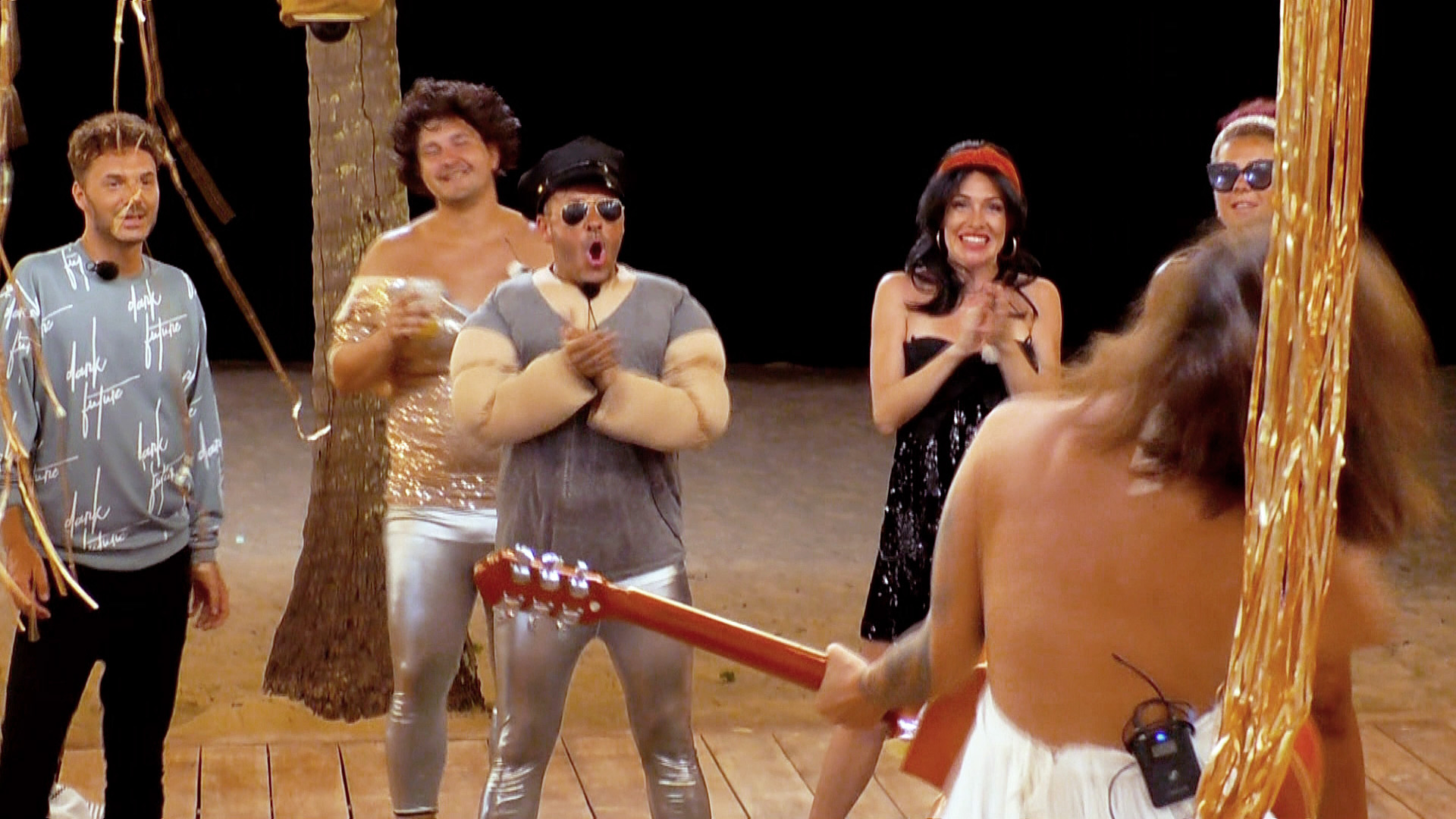 So unbeschwert kann TV-Zickerei sein: Im <em>