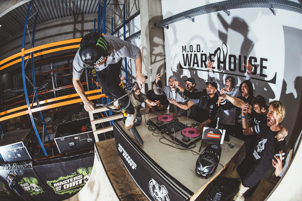 Mit (durch Corona bedingt) einigen Monaten Verspätung öffnet das Warehouse von 