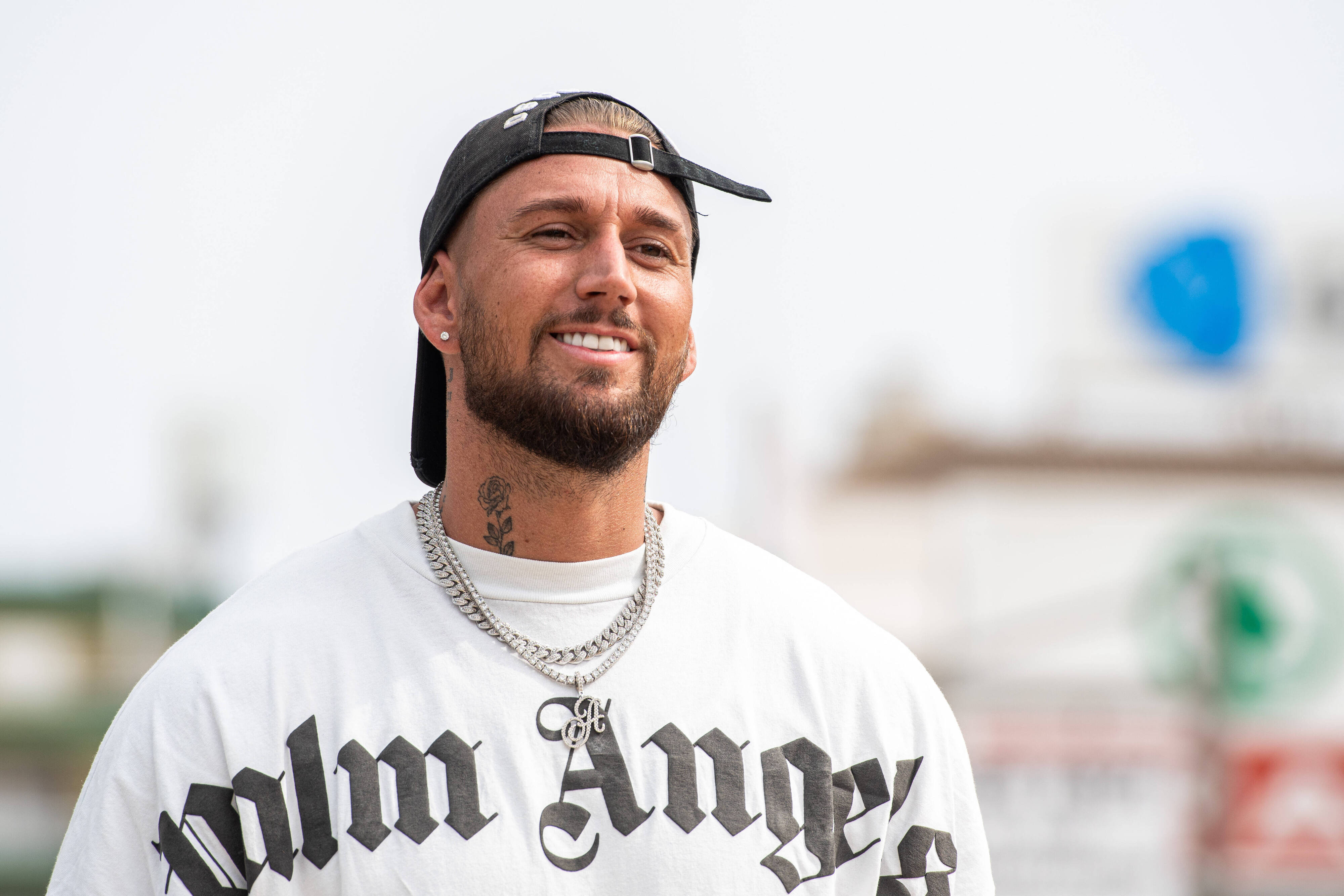 Mike Heiter ist seit November 2020 offiziell mit Freundin Laura zusammen.