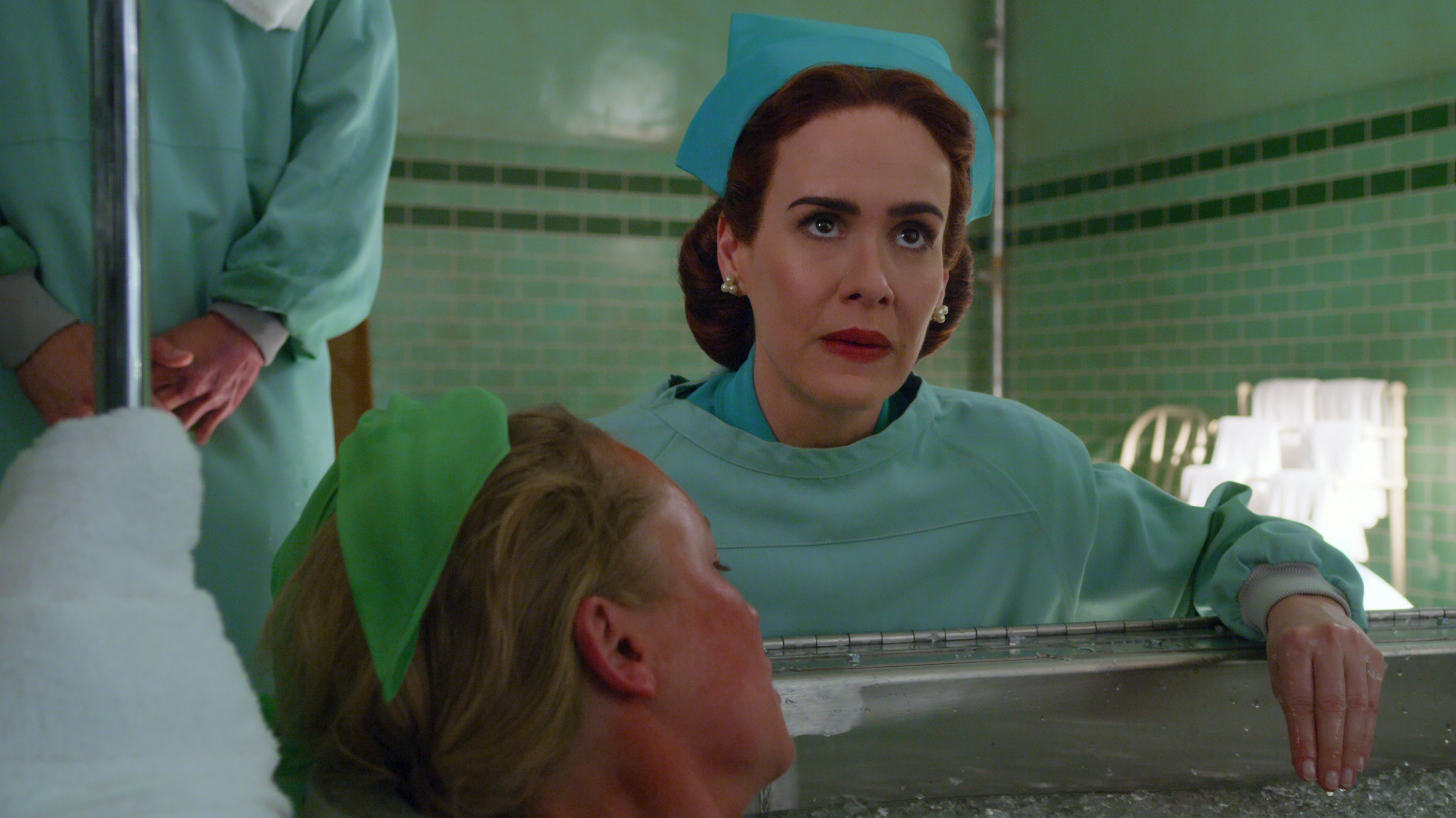 Die barbarischen Behandlungsmethoden bringen auch die dunkle Seite von Mildred Ratched (<strong>Sarah Paulson</strong>) zum Vorschein.