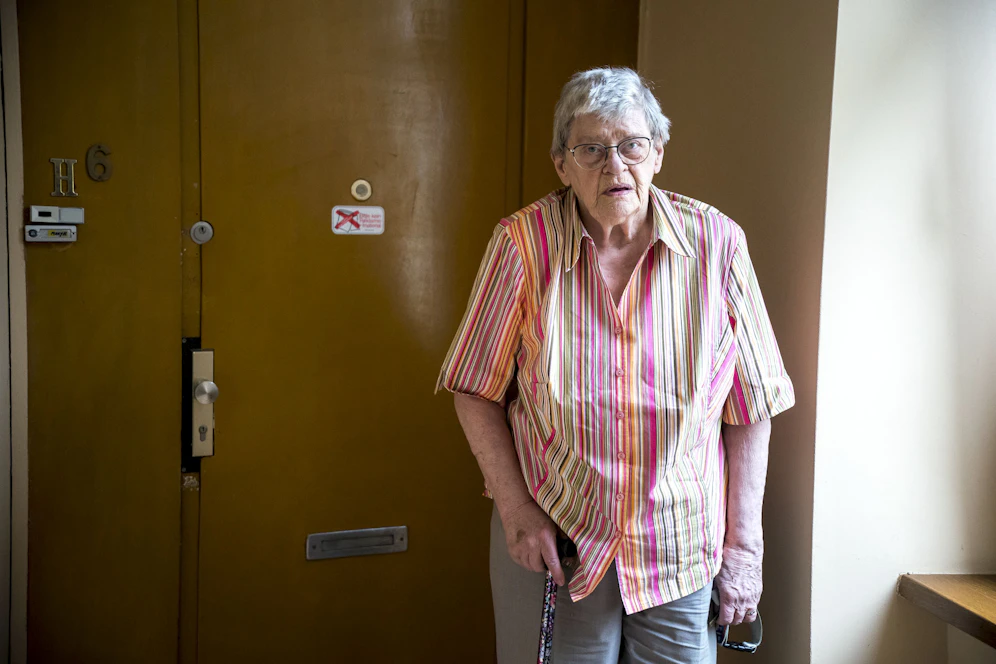Kann Corona nicht mehr hören: Mary H. (81)