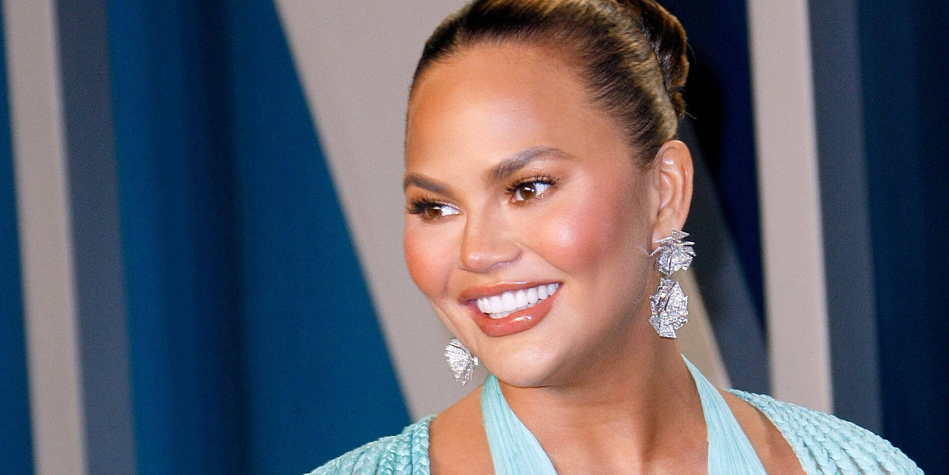 Chrissy Teigen hat sich auf Twitter zum Thema Nacktfotos zu Wort gemeldet