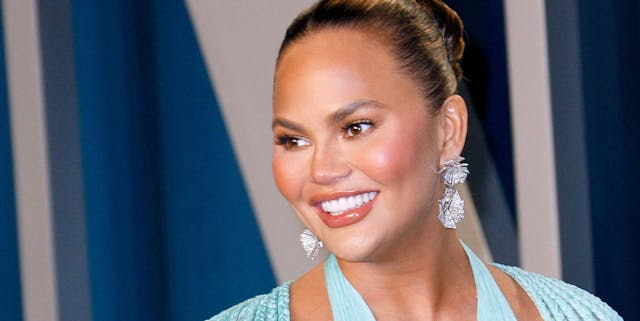 Chrissy Teigen Habe Haufenweise Nacktfotos Am Handy People Heute At