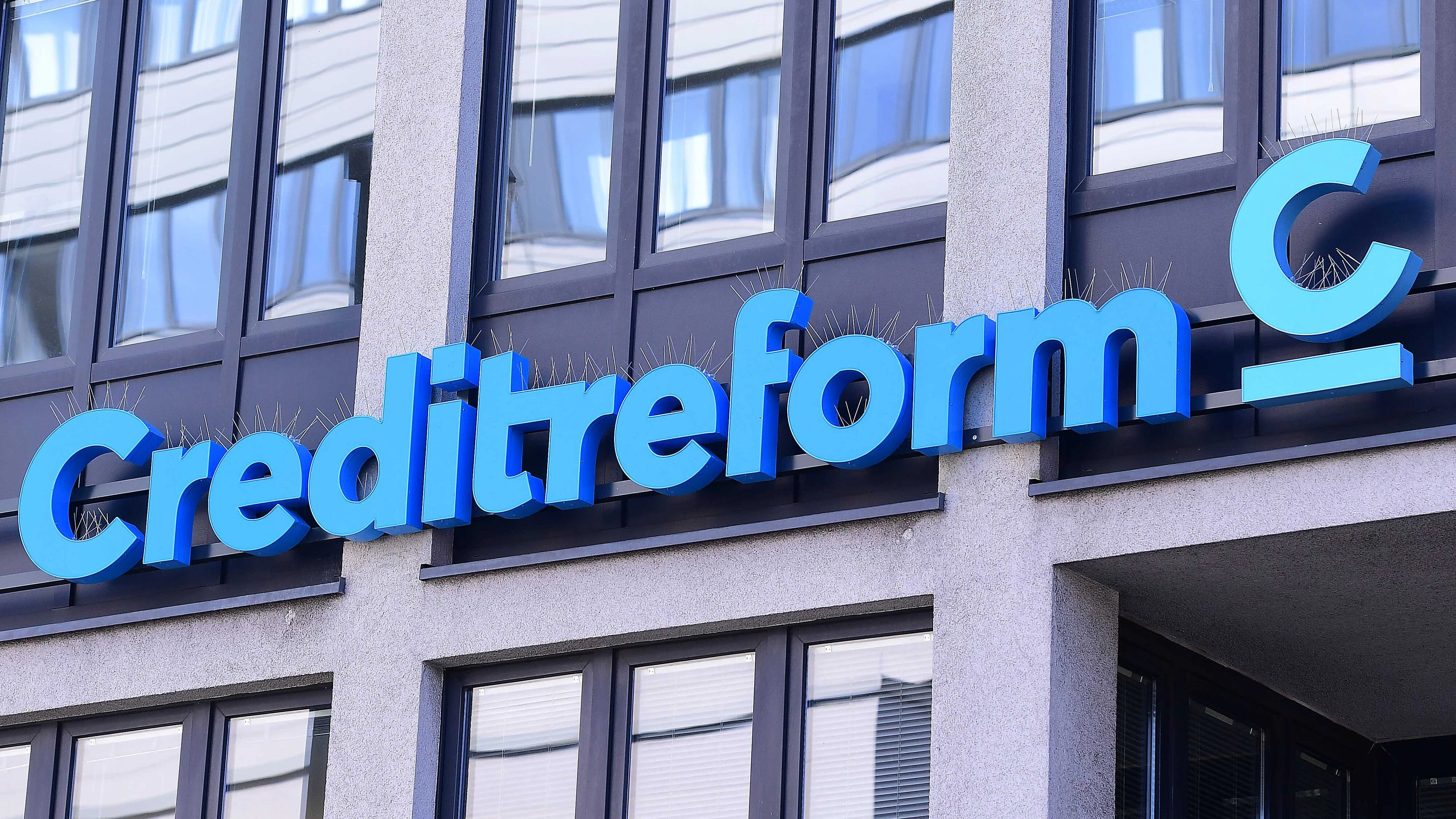 Heute.at - 42 Österreicher gehen jetzt jeden Werktag pleite