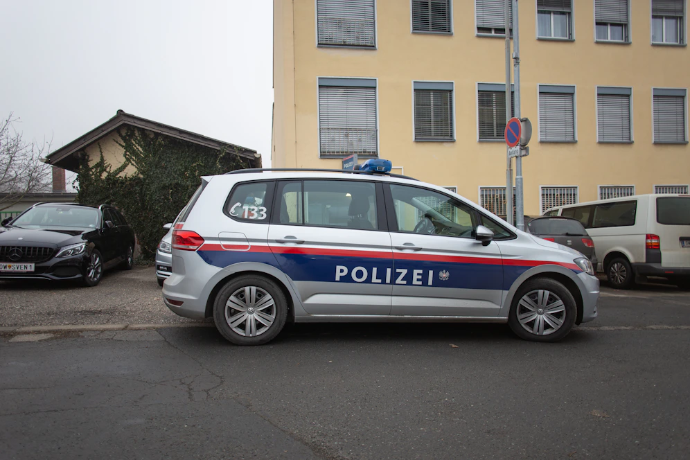Die Polizei ermittelt gegen einen unbekannten Dieb. (Symbolfoto)