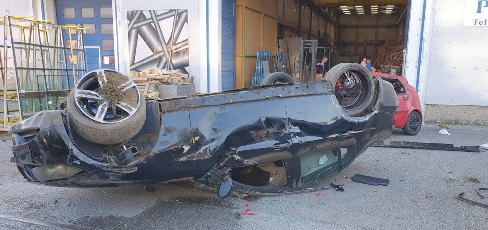 Spektakulärer Unfall im 23. Wiener Gemeindebezirk (15. September 2020)