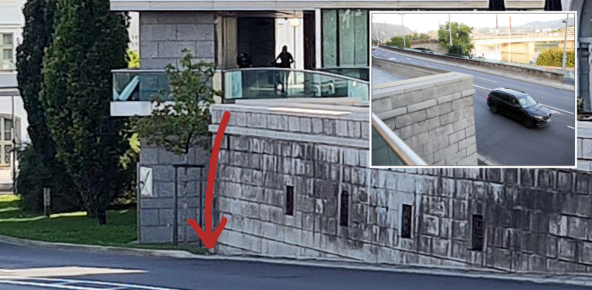 Direkt hinter der Mauer geht es mehrere Meter in die Tiefe. Danke dem Geländer droht nun keine Absturzgefahr mehr.