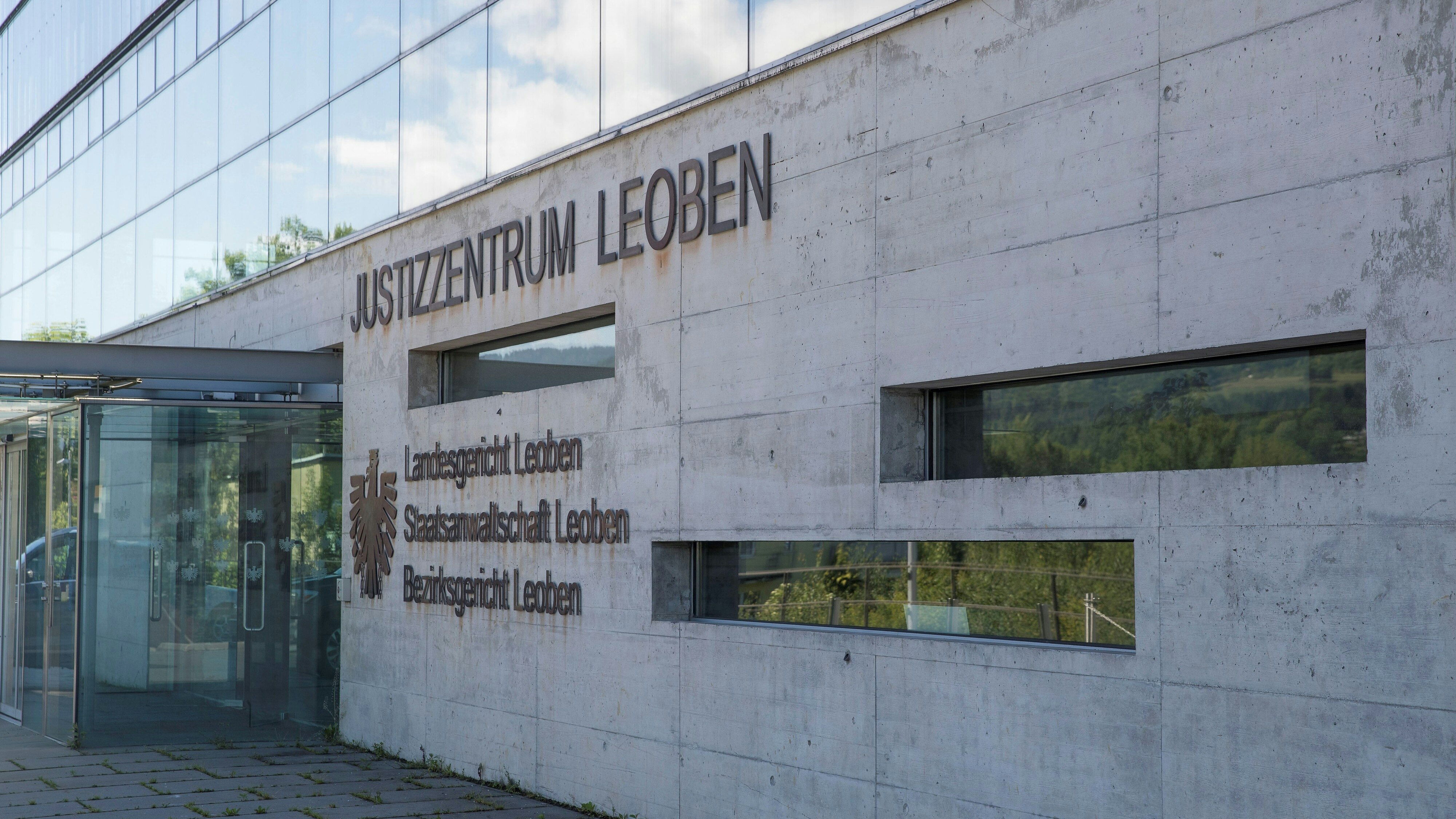 Heute.at - IS-Anhänger! Österreicher (18) in Leoben angeklagt