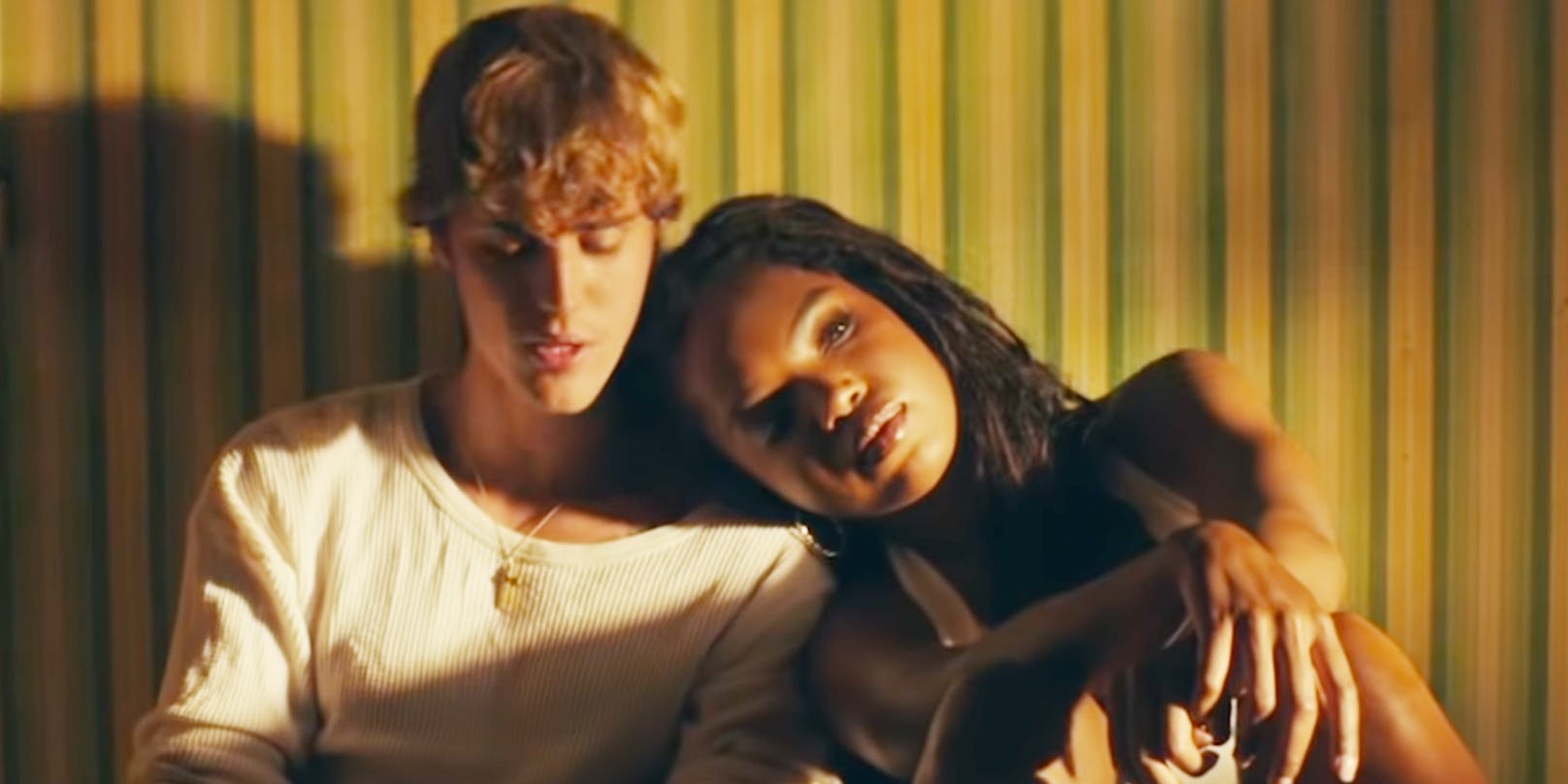 Justin Bieber und Superfan Ryan Destiny im Video zu "Holy"