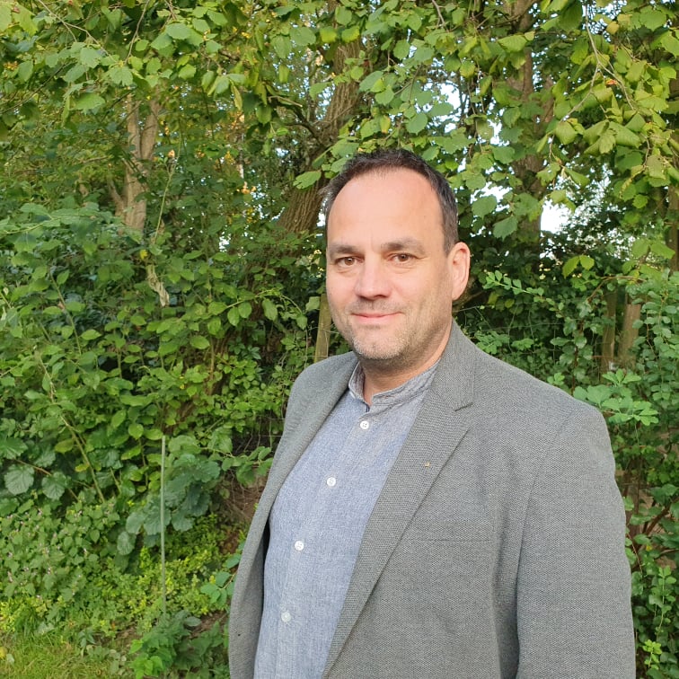 Wirt Hannes Heindl findet die Reaktion der Regierung völlig überzogen.