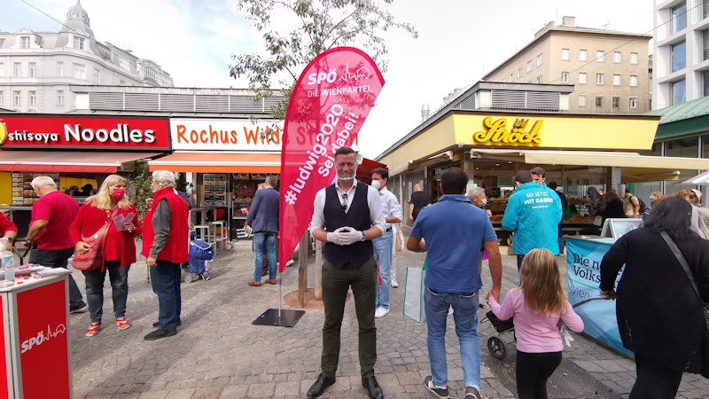 Die anderen wahlwerbenden Parteien gingen mit Visieren...