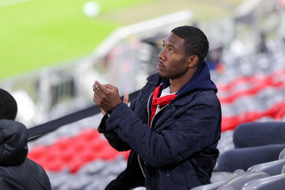 David Alaba applaudierte beim 8:0-Sieg seiner Bayern.