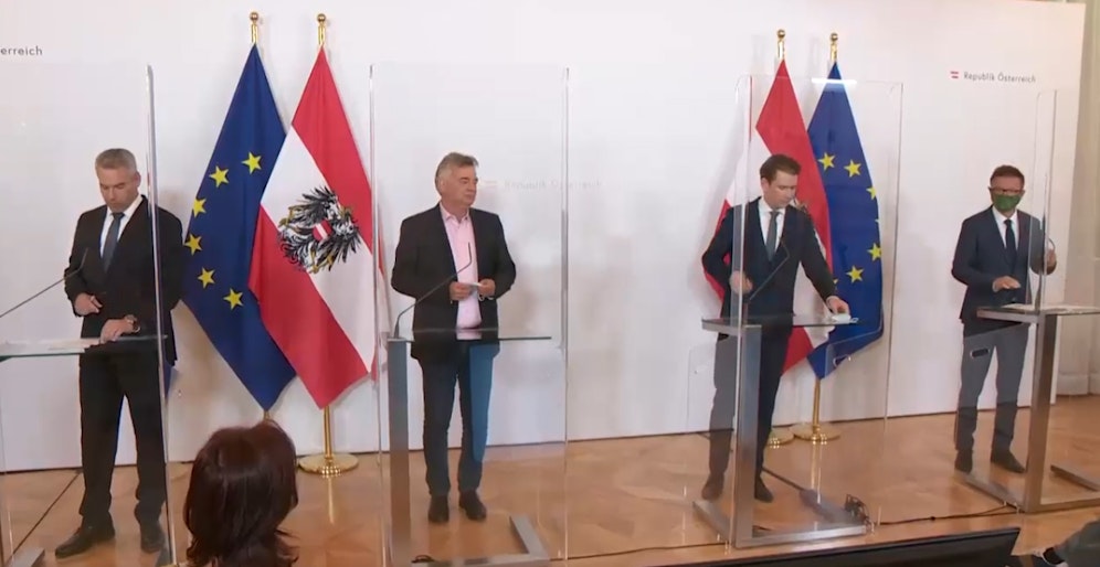 Regierung stellt Corona-Spielregeln vor.