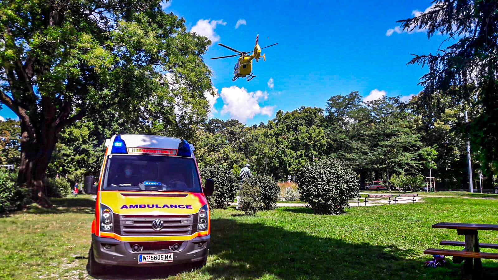 Per Heli konnte der 64-Jährige schonend in ein Spital transportiert werden.