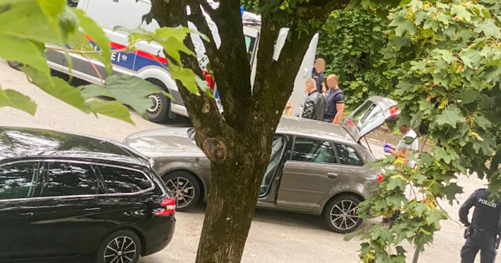 Polizeieinsatz nach der versuchten Flucht der Autodiebe