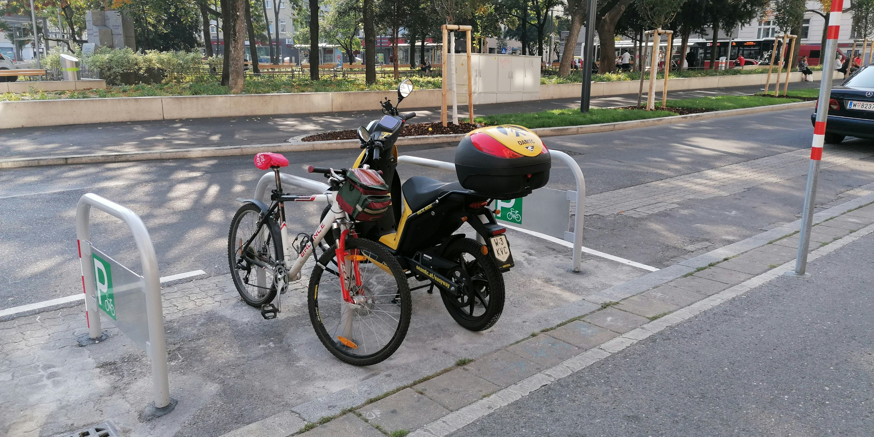 Radbügel sind am Reumannplatz selten.
