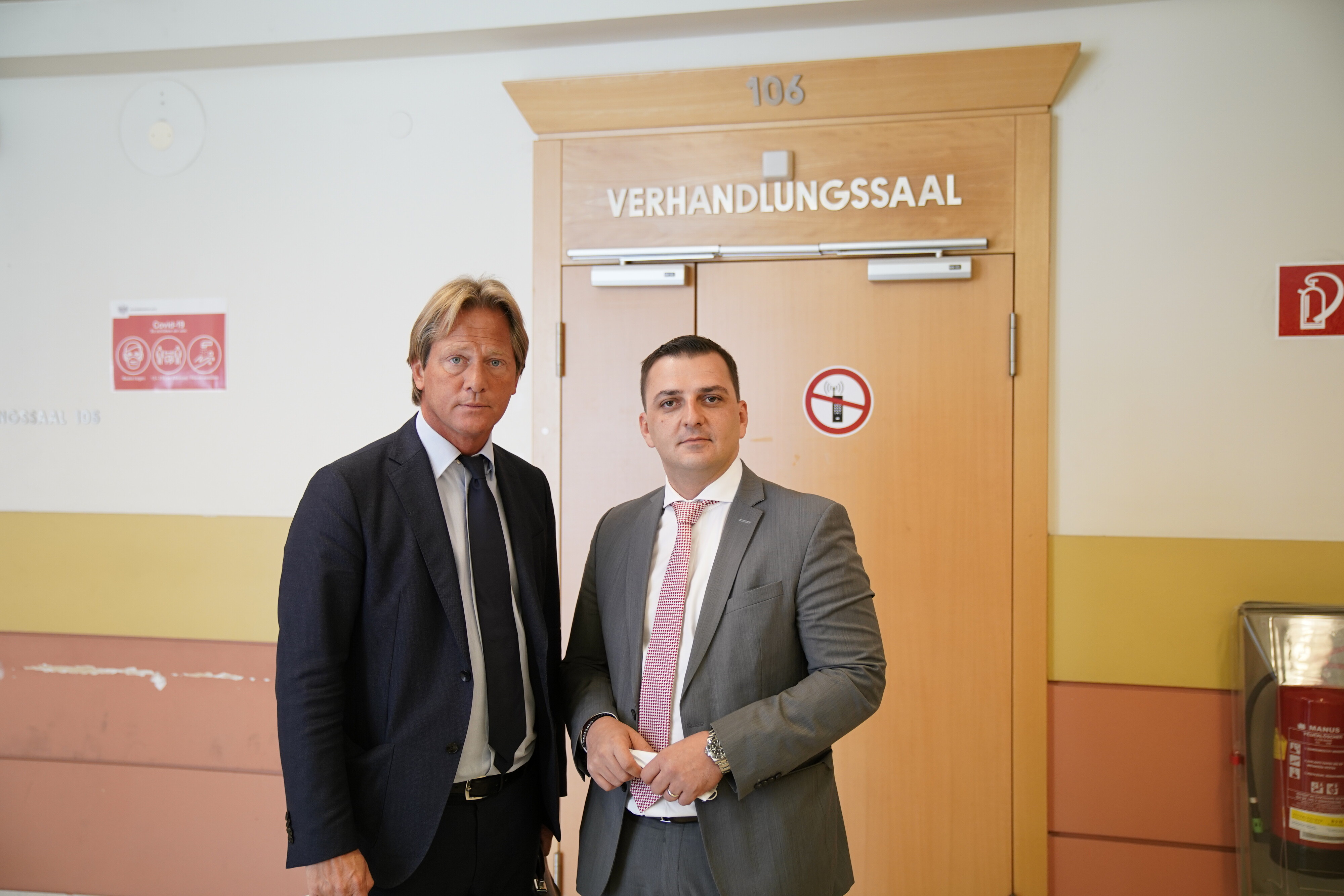 Alexander Philipp (l.) und Mirsad Musliu (r.) vor Gericht