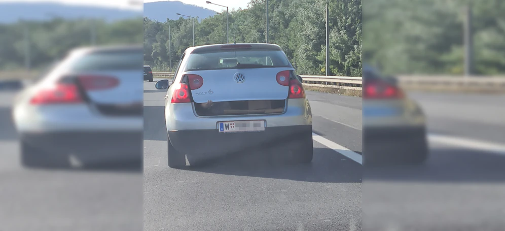 Gefährliche Aktion mitten auf der Autobahn