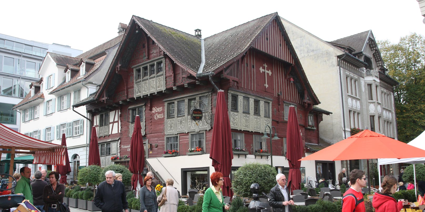 Das "Rote Haus" von Dornbirn steht ab Freitag auf der roten Reiseliste Belgiens.