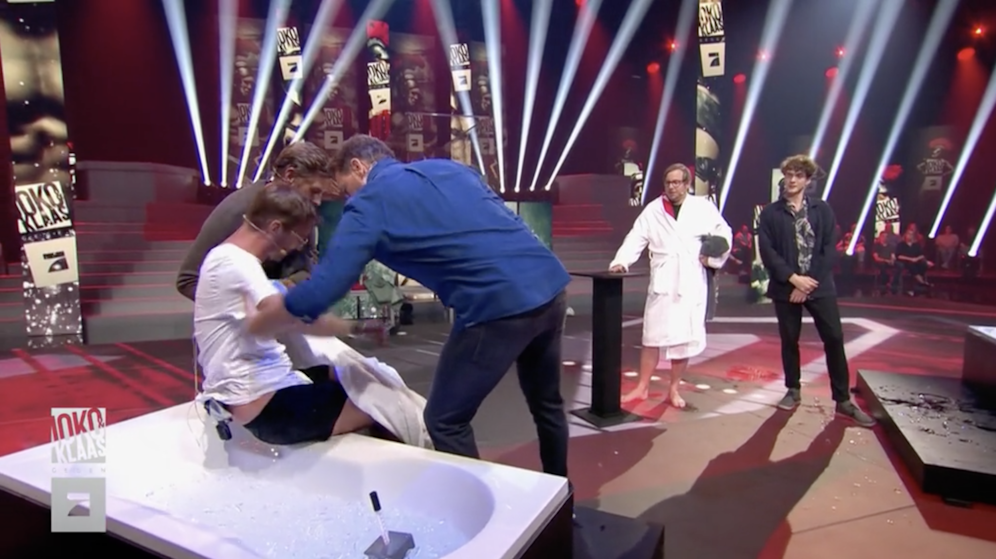 Steven Gätjen holte Joko aus dem Eisbad.