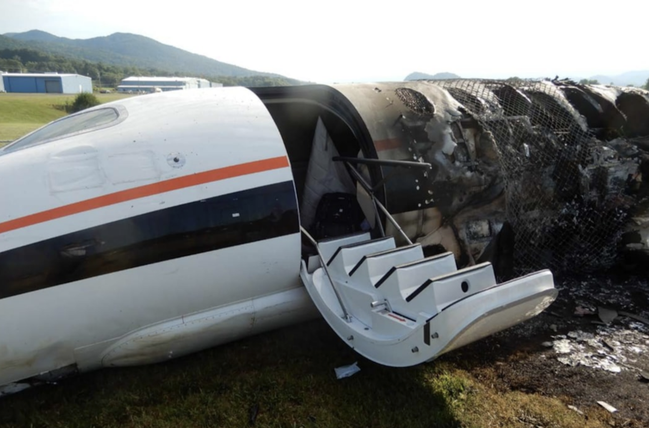 Diesen Flugzeugabsturz haben alle überlebt! Welt heute.at