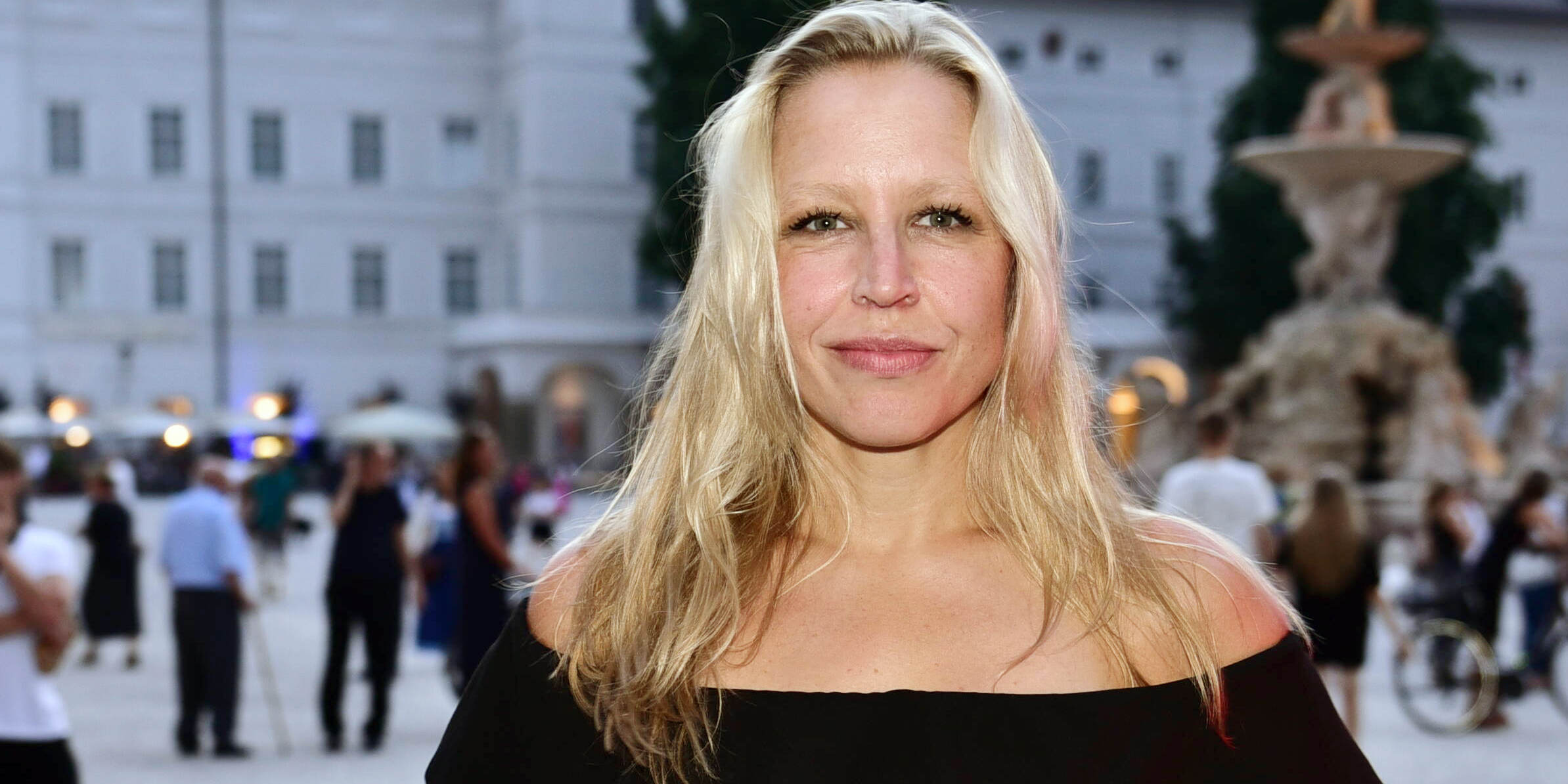 "Wir mussten absagen", sagt Nina Proll.