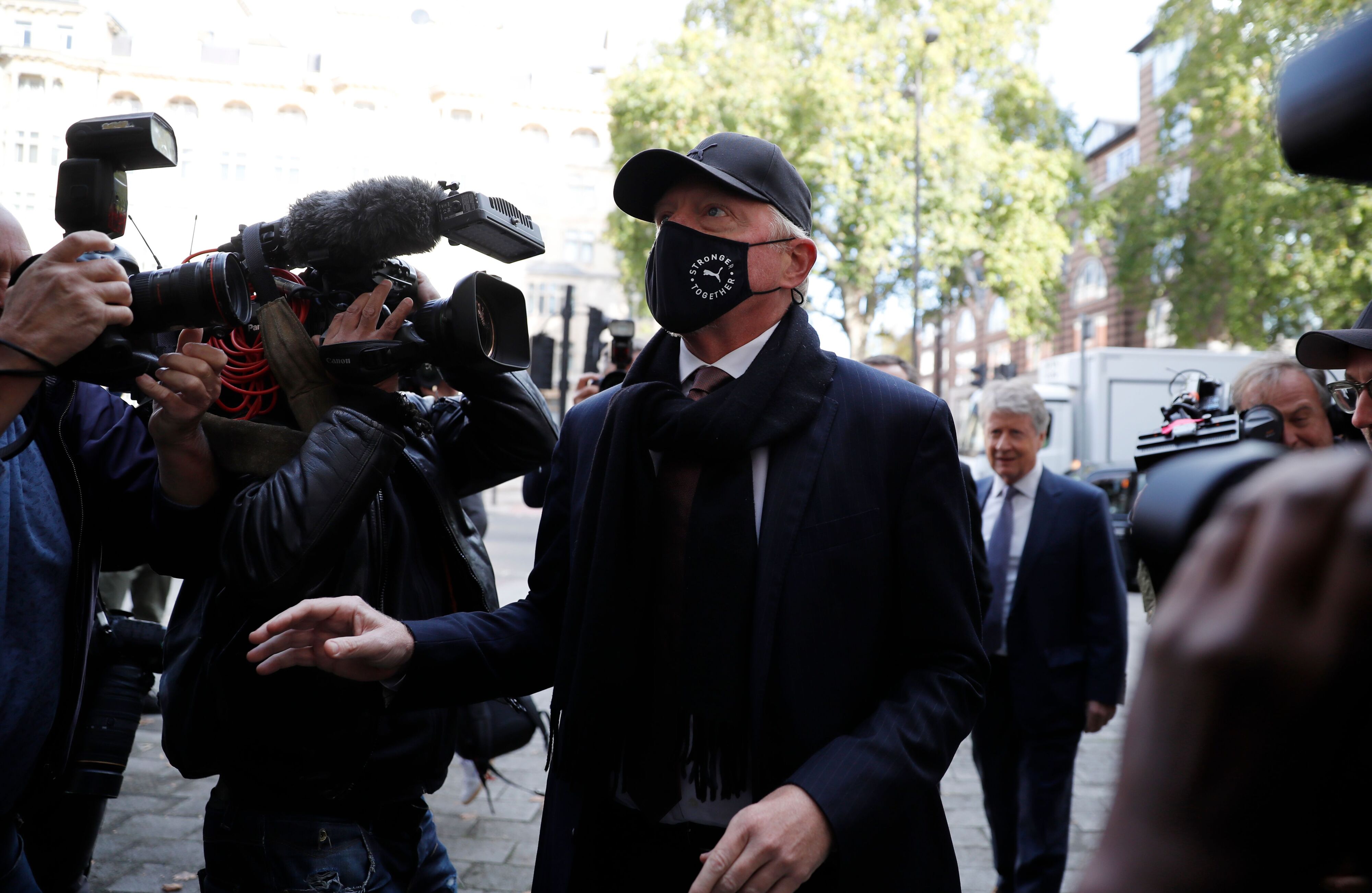 In seiner Wahlheimat England muss sich Tennis-Ass <strong>Boris Becker</strong> in zwei Verfahren vor Gericht verantworten.<br>