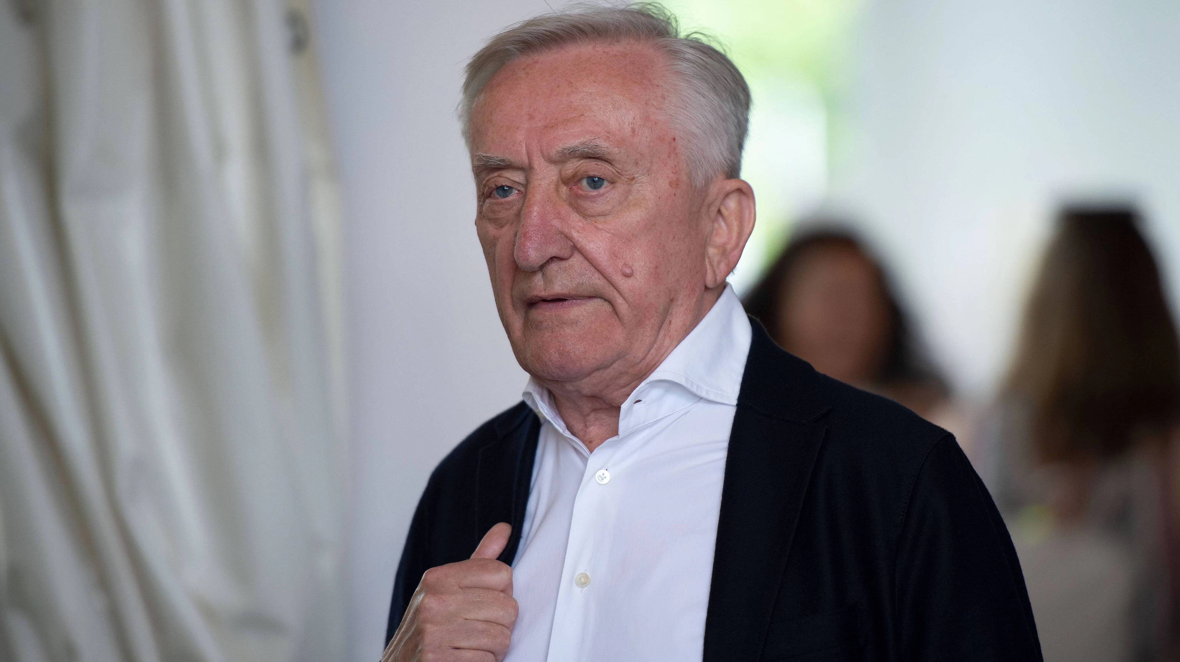 <strong>Gerhard Weber</strong> prägte Jahrzehnte lang den Stil seiner deutschen Modekette, schied aber aus dem finanziell maroden Unternehmen aus.