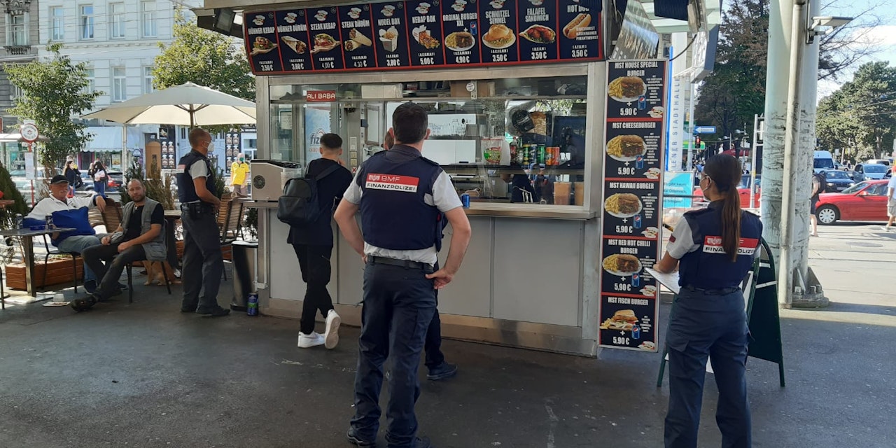 KebabKontrolle mit scharf 9 von 10 Standln angezeigt Wien Heute.at