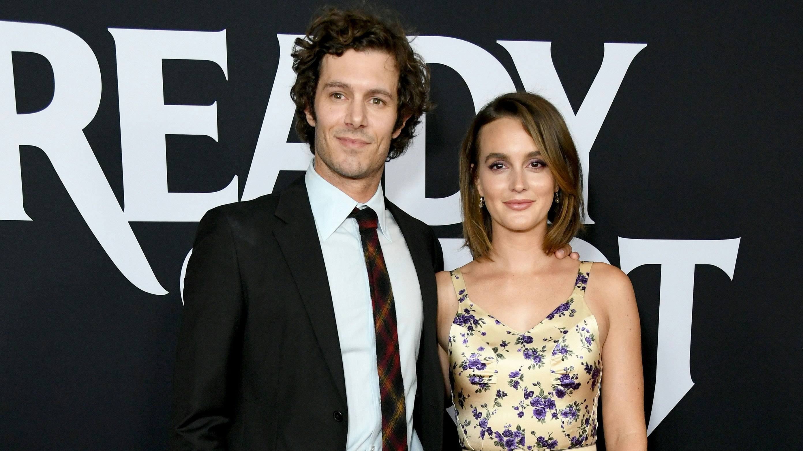 Ihre Liebe geht sogar über ihre Serien hinaus: "O.C. California"-Star <strong>Adam Brody</strong> liebt die "Gossip Girl"-Schönheit <strong>Leighton Meester</strong>.