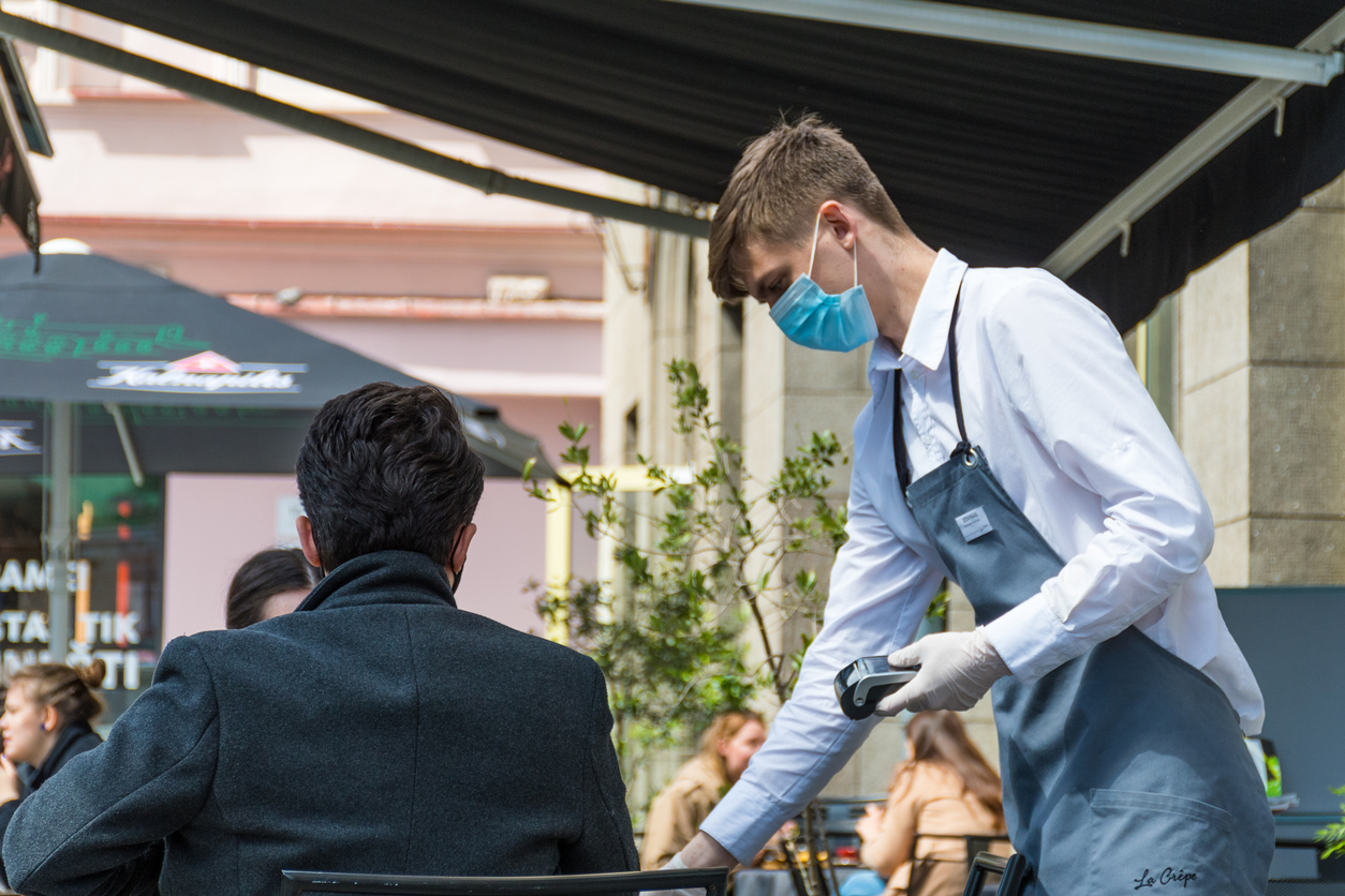 In orangen Gebieten in NÖ werden ab sofort Gästelisten geführt.