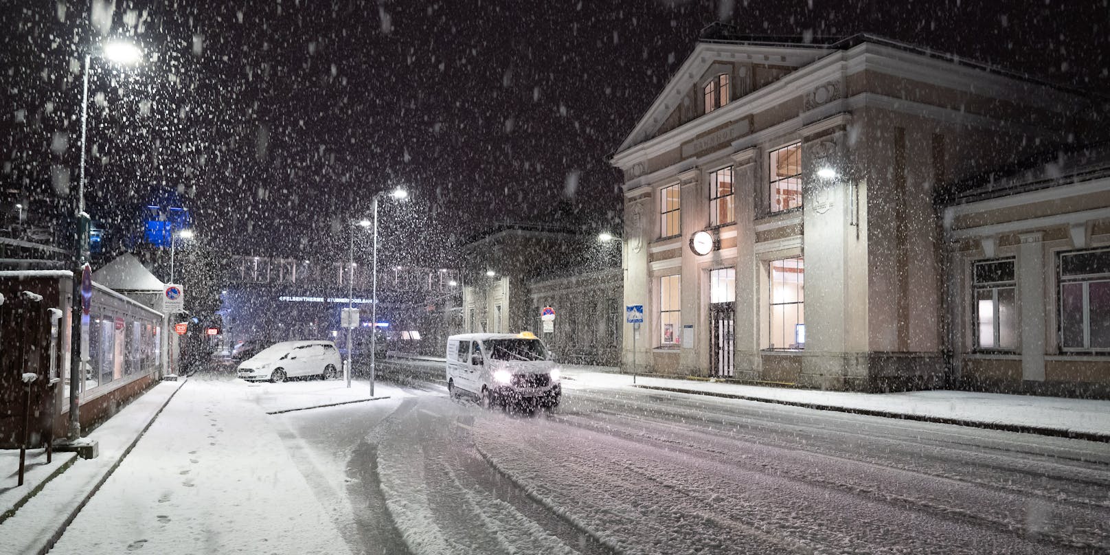 In Salzburg liegt schon Schnee.