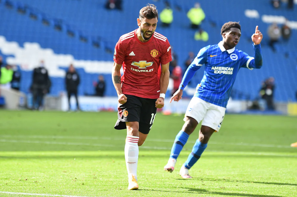 Bruno Fernandes lässt United spät jubeln.