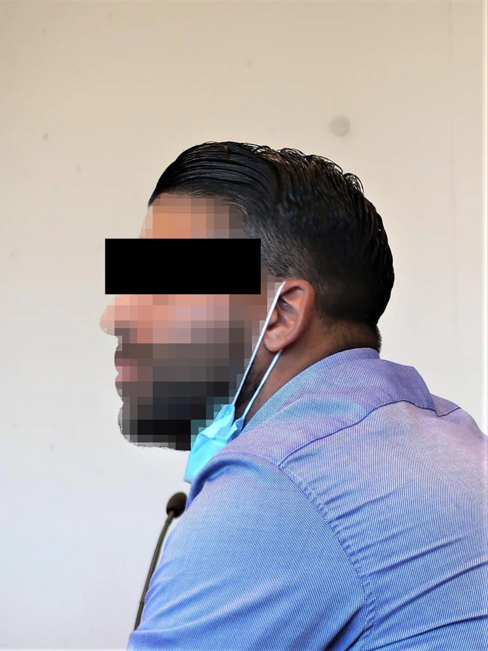 Polizist als Schlepper