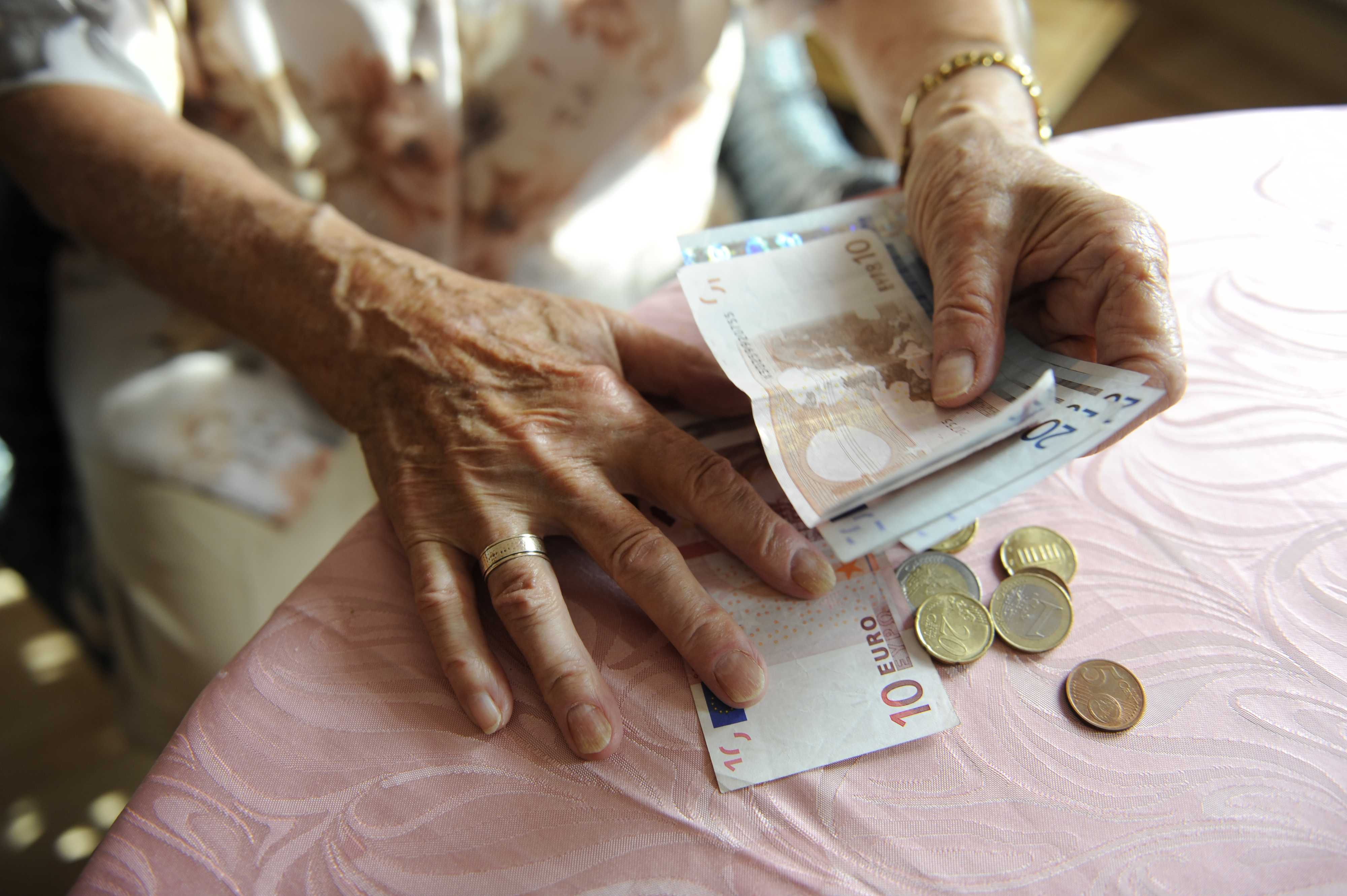 Bezieher kleiner Pensionen bekommen um 3,5 Prozent mehr.